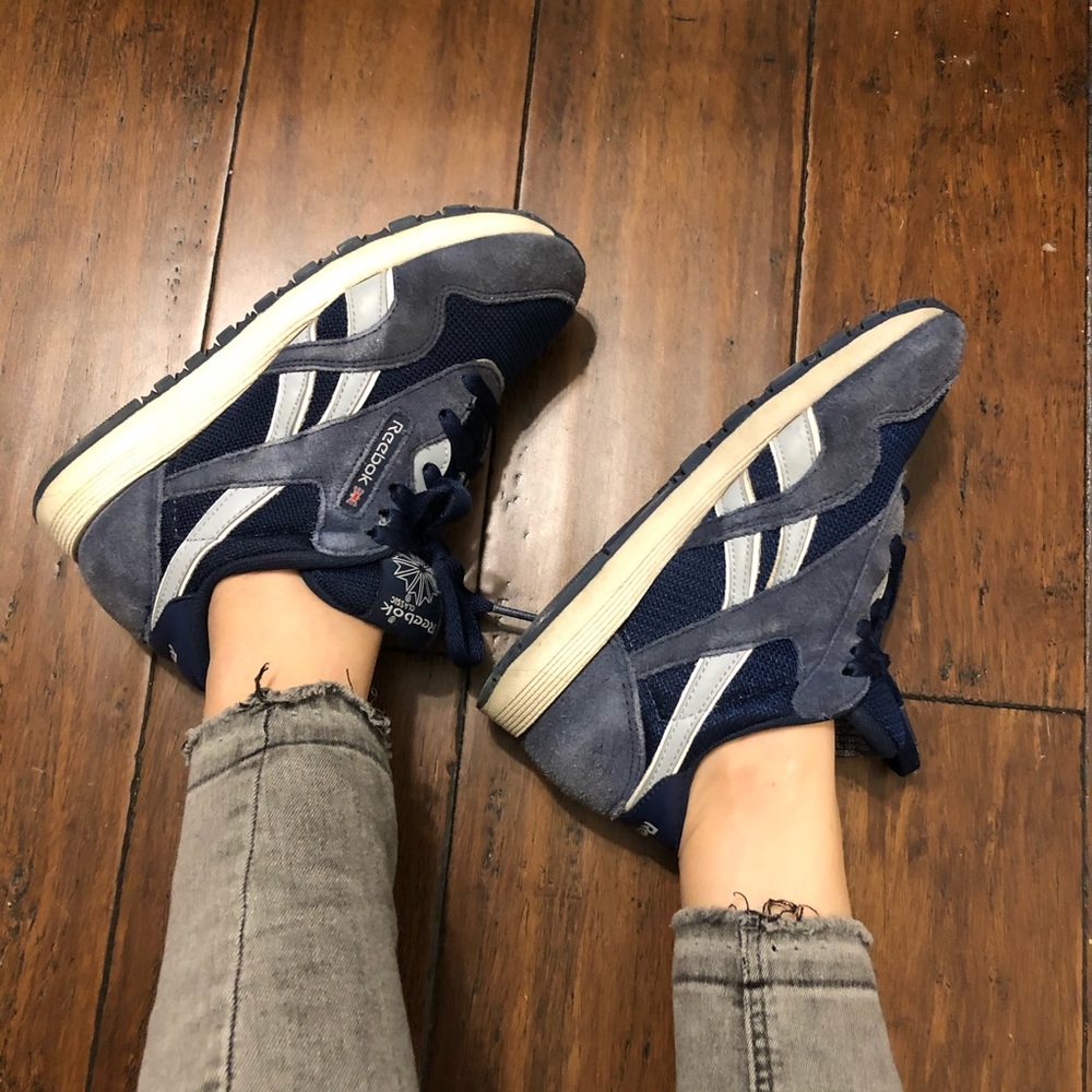 ☁️Navy Blue Classic B30 Reebok Sneakers☁️
